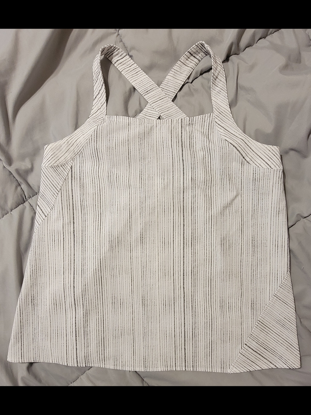 Athleta Arrival Tank Amara Stripe White Criss Cross Back Top Medium